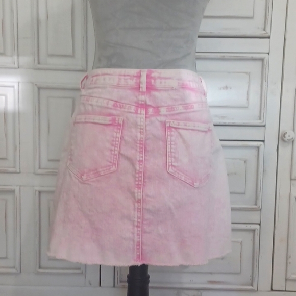 GB Small pink skirt - Picture 2 of 6